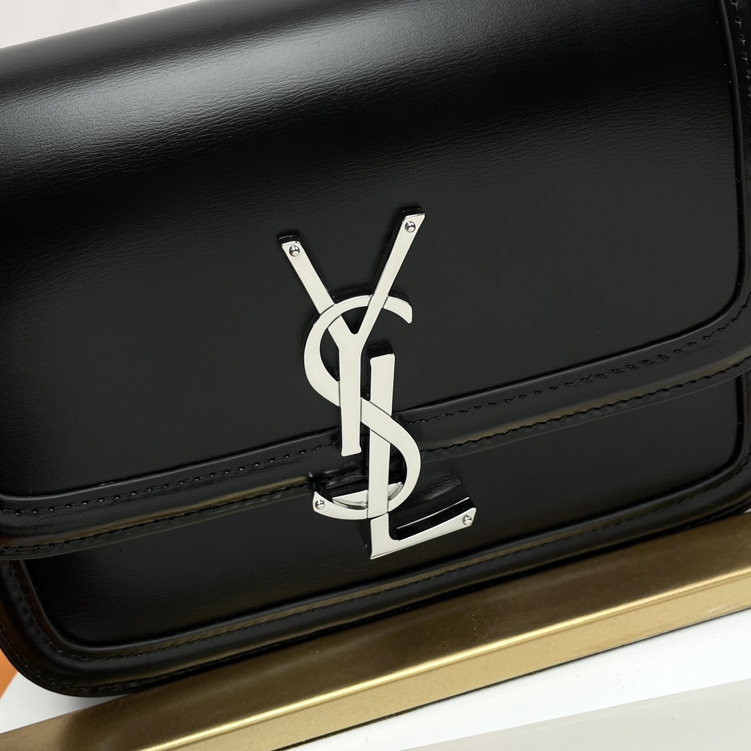 Saint Laurent Burgundy Jade Starry Black Silver Badge Manhattan SUNSET Flap Shoulder Bag Saint Laurent Burgundy Jade Starry Black Silver Badge Manhattan SUNSET Flap Shoulder Bag