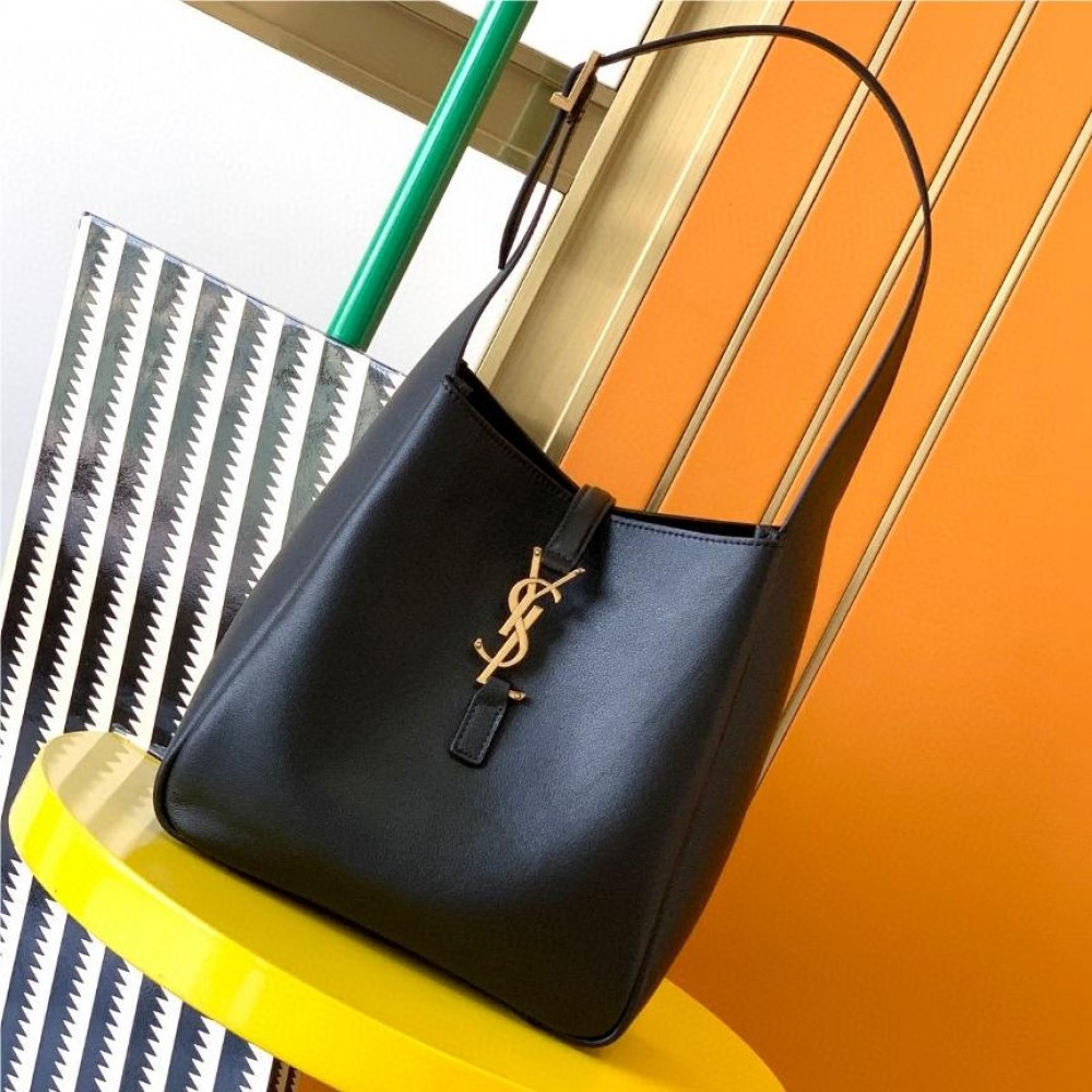 Saint Laurent textured black classic logo hardware leather chain handbag Saint Laurent textured black classic logo hardware leather chain handbag