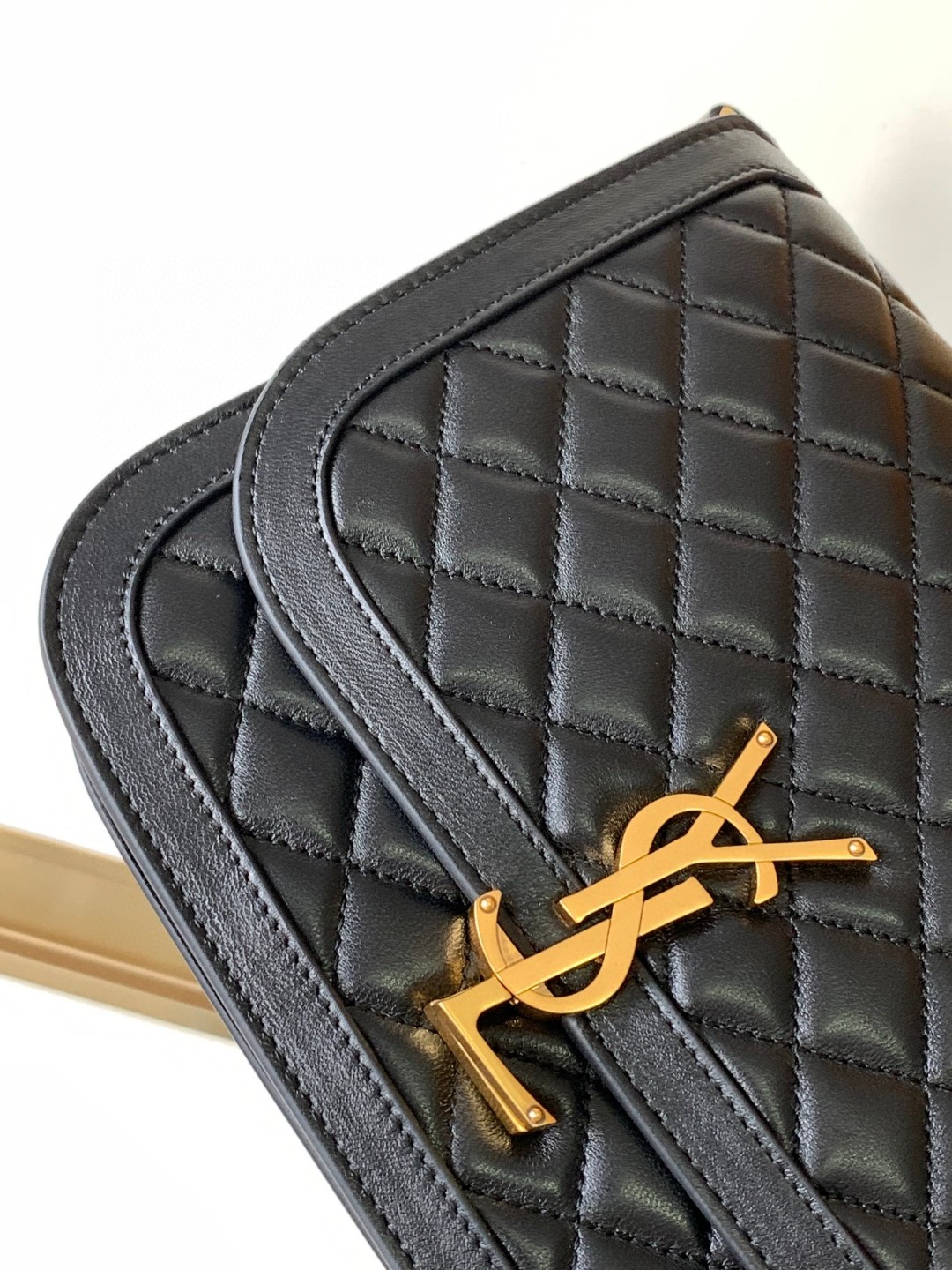Saint Laurent classic textured black logo diamond check cowhide shoulder bag Saint Laurent classic textured black logo diamond check cowhide shoulder bag