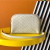 Saint Laurent pure white loulou diamond pattern metal logo chain bag Saint Laurent pure white loulou diamond pattern metal logo chain bag