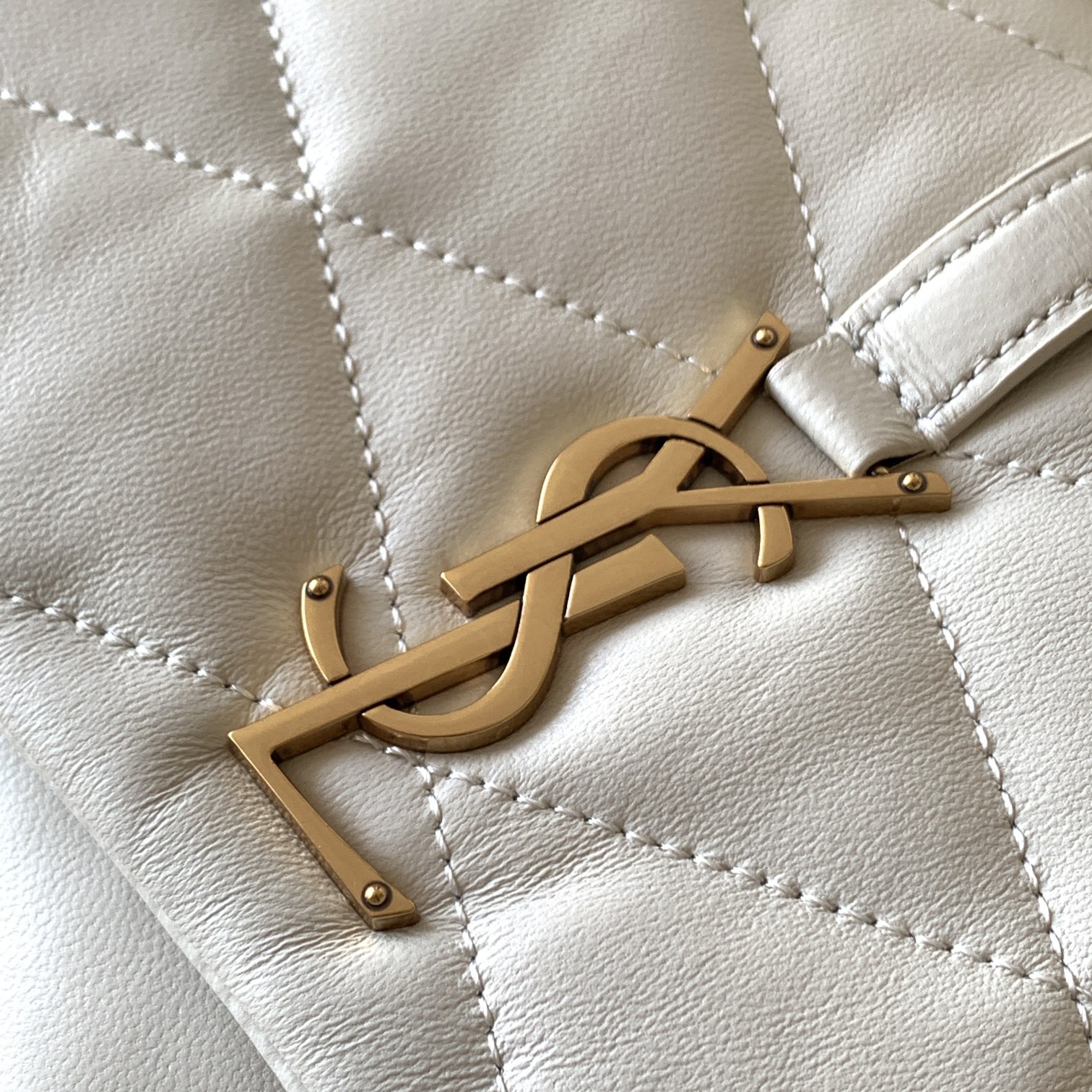 Saint Laurent classic large logo pure white diamond check cowhide shoulder bag Saint Laurent classic large logo pure white diamond check cowhide shoulder bag