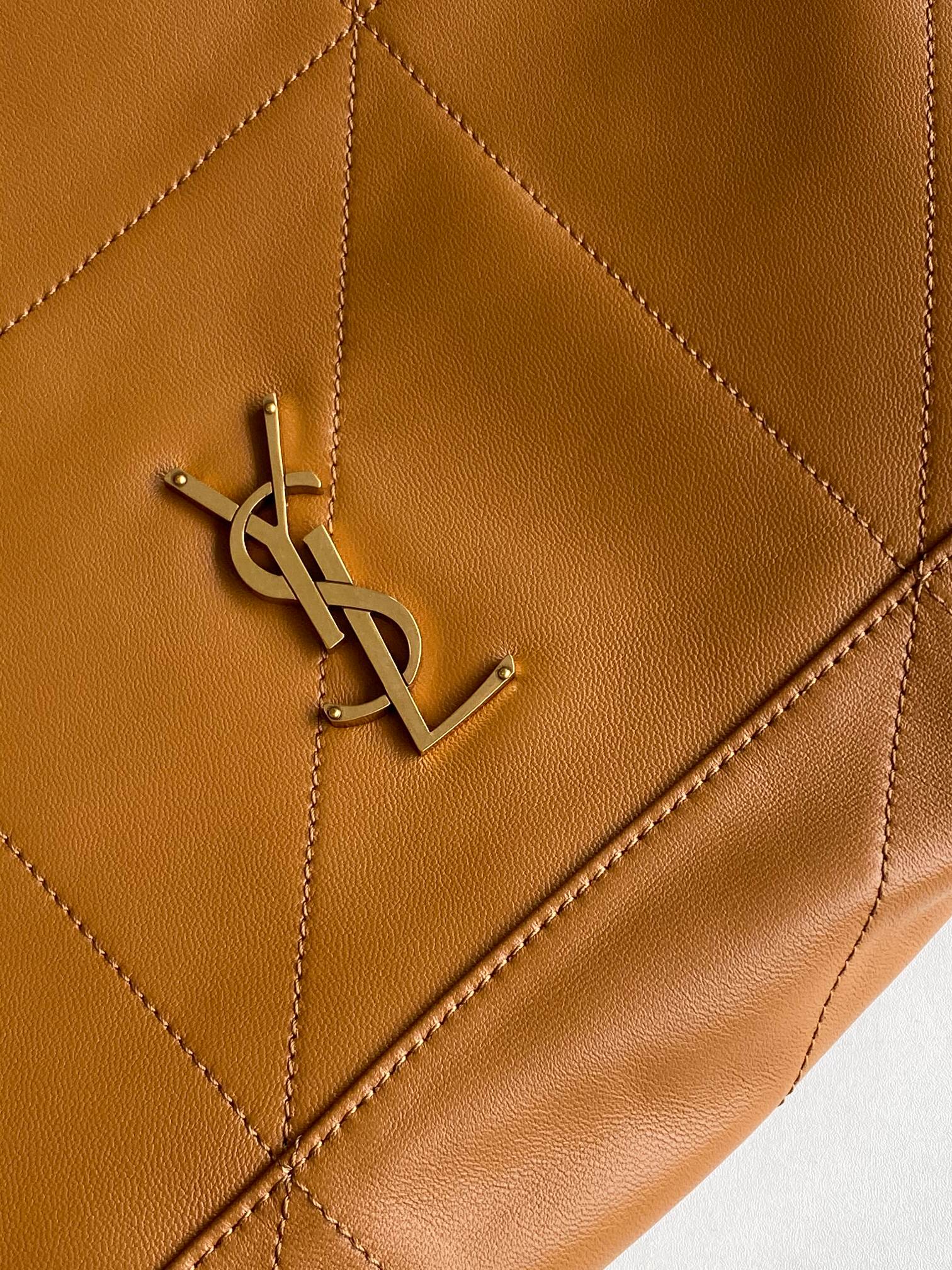 Saint Laurent Large Capacity Exquisite Hardware Genuine Leather Honey Brown Tote Bag Style Saint Laurent Large Capacity Exquisite Hardware Genuine Leather Honey Brown Tote Bag Style