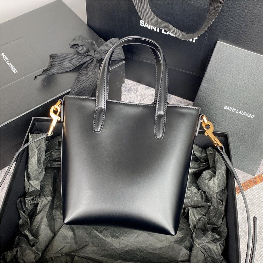 Saint Laurent textured black classic hardware leather chain handbag Saint Laurent textured black classic hardware leather chain handbag