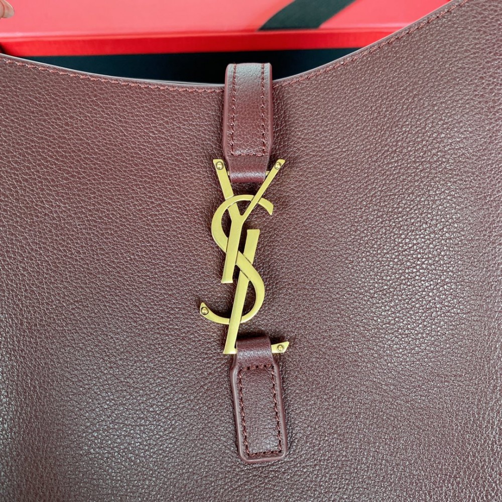 Saint Laurent NIKI series shiny crimson women's exquisite hardware leather handbag Saint Laurent NIKI series shiny crimson women's exquisite hardware leather handbag