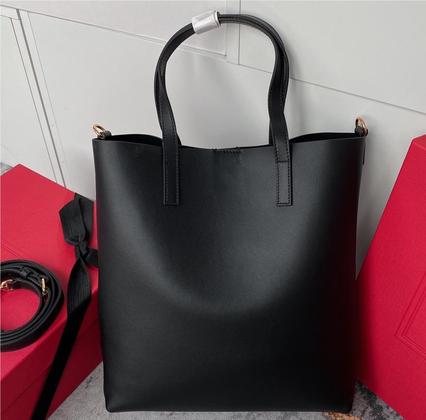 Saint Laurent Black Glossy Leather Long Chain Tote Saint Laurent Black Glossy Leather Long Chain Tote
