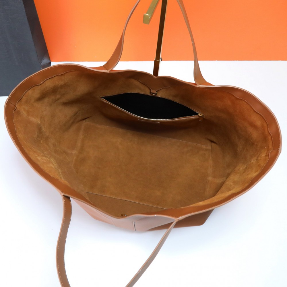 Saint Laurent Jungle Brown Shiny Premium Leather Large Bucket Bag Saint Laurent Jungle Brown Shiny Premium Leather Large Bucket Bag
